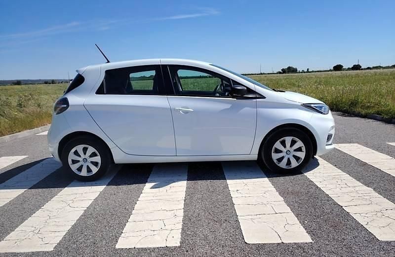 Usado Renault Zoe 80 kW (109 HP) 2020 Branco Citadino