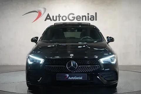 Usado Mercedes CLA200 Progressive 163 HP (119 kW) 2022 Preto Carrinha