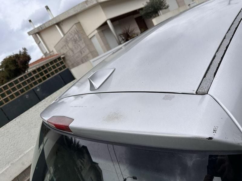 Usado Opel Astra 90 HP (66 kW) 2006 Sedan