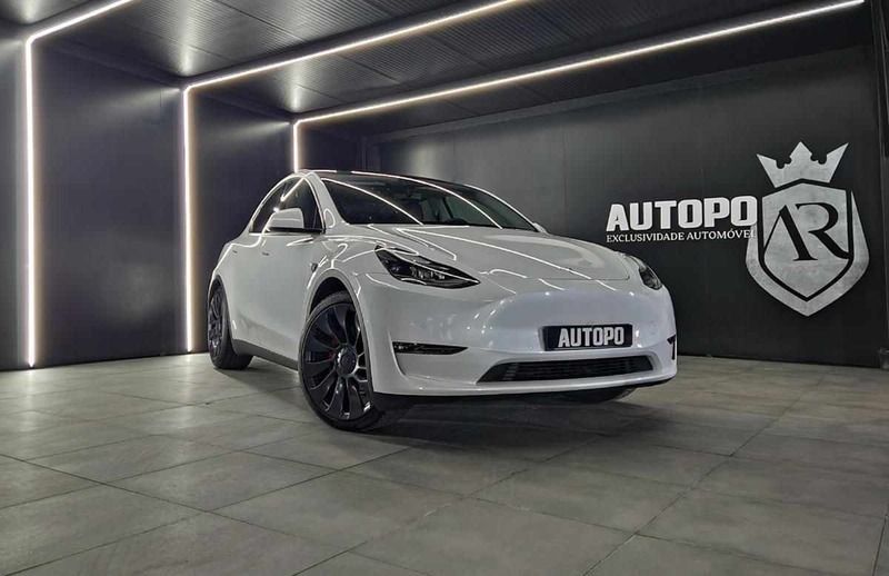 Branco Usado 2022 Tesla Model Y SUV | € 49.900 - Imagem 1/4