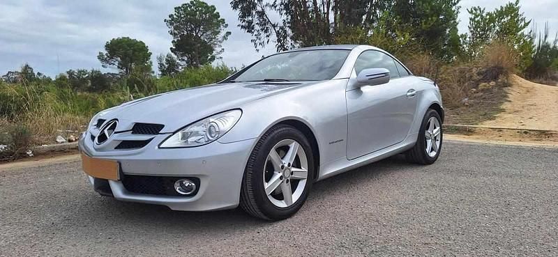 Cinzento Usado 2010 Mercedes SLK200 Cabrios | € 24.800 - Imagem 1/4