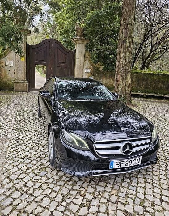 Usado Mercedes E220 2018 Sedan