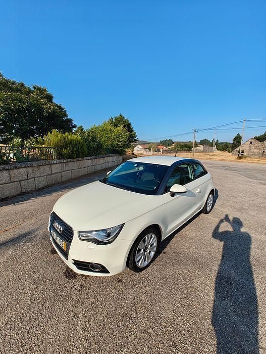 Usado 2011 Audi A1 Sport Citadino | € 10.500 - Imagem 1/4