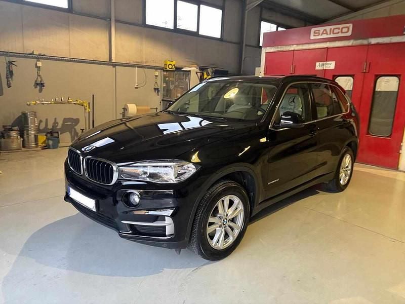 Preto Usado 2017 BMW X5 SUV | € 22.499 - Imagem 1/4
