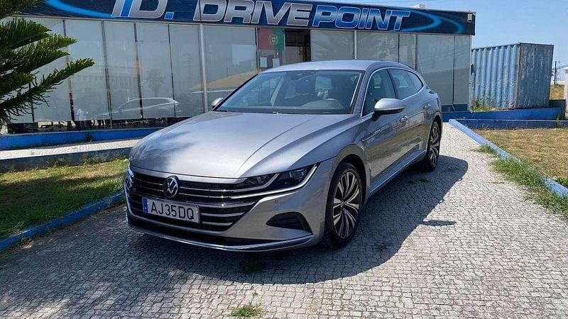 Usado VW Arteon Elegance 218 HP (160 kW) 2021 Cinzento Carrinha