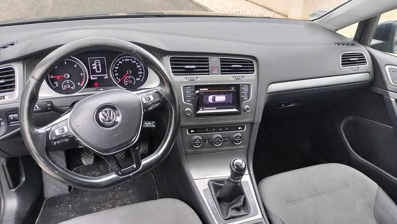 Usado VW Golf VII 105 HP (77 kW) 2013 Preto Citadino