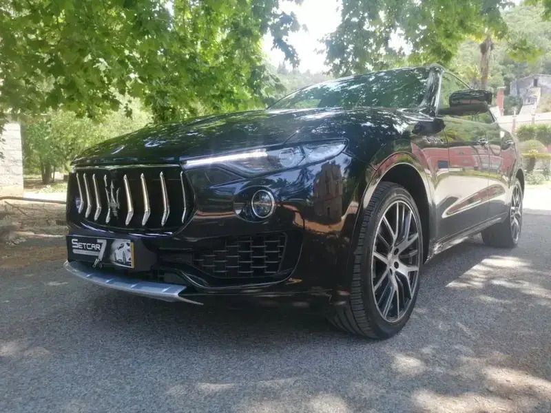 Usado Maserati Levante 275 HP (202 kW) 2018 Outra SUV