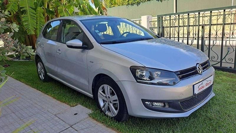 Usado VW Polo 90 HP (66 kW) 2012 Cinzento Citadino