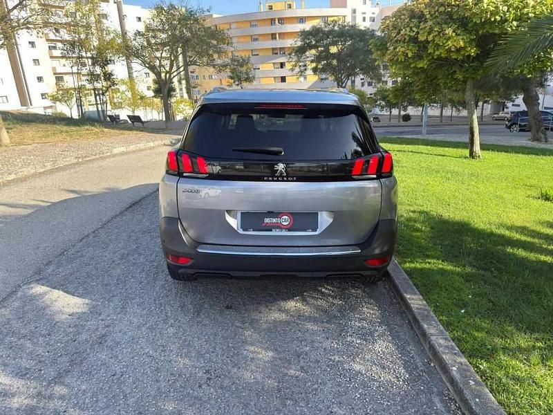 Usado Peugeot 5008 Allure 130 HP (95 kW) 2018 Cinza Monovolume