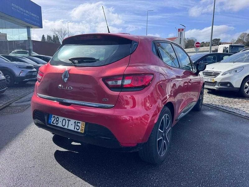 Usado Renault Clio IV Dynamique 90 HP (66 kW) 2014 Vermelho