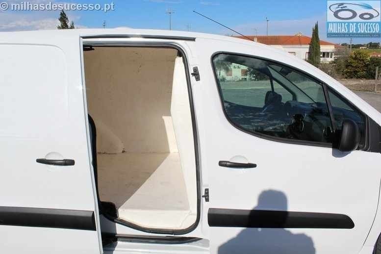 Usado Citroën Berlingo 99 HP (72 kW) 2018 Branco Monovolume