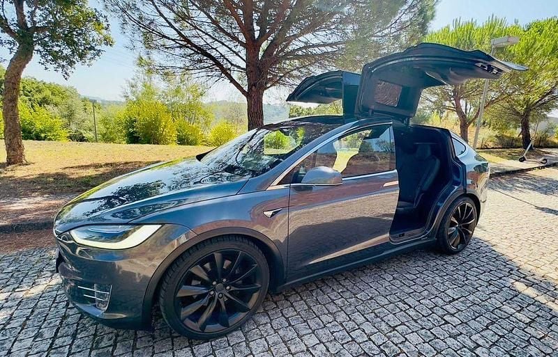 Usado 2019 Tesla Model X SUV | € 33.400 - Imagem 1/4