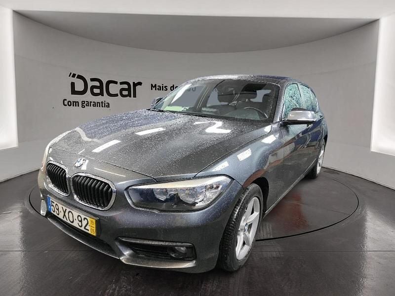 Usado BMW 116 Advantage 116 HP (85 kW) 2019 Cinzento Citadino