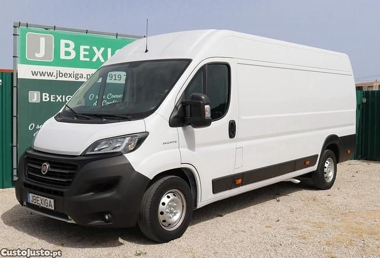 Branco Usado 2019 Fiat Ducato Van | € 21.900 (Preço justo) - Imagem 1/1