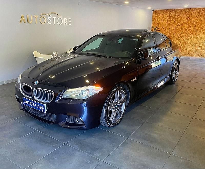 Azul Usado 2013 BMW 535 Sedan | € 18.500 (Super Preço) - Imagem 1/4