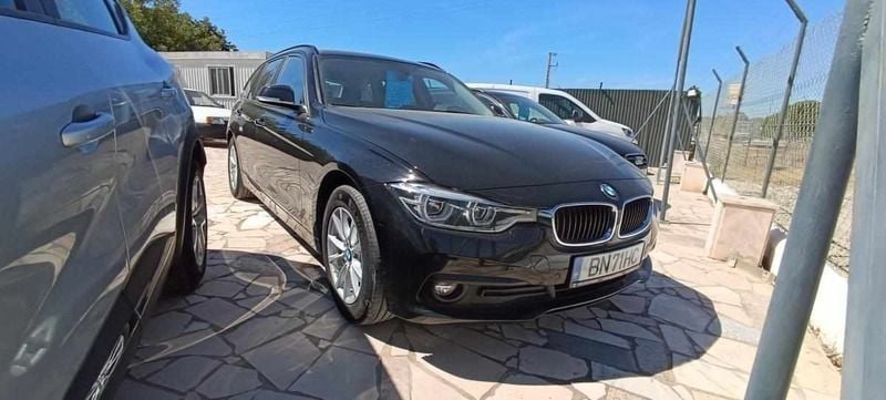 Preto Usado 2019 BMW 318 Carrinha | € 18.900 (Bom preço) - Imagem 1/4