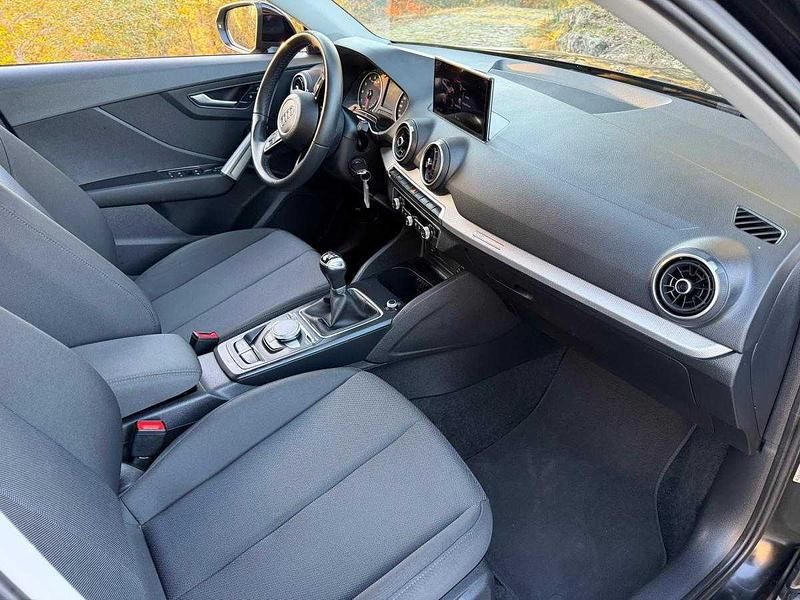 Usado Audi Q2 Performance 110 HP (80 kW) 2023 Preto SUV