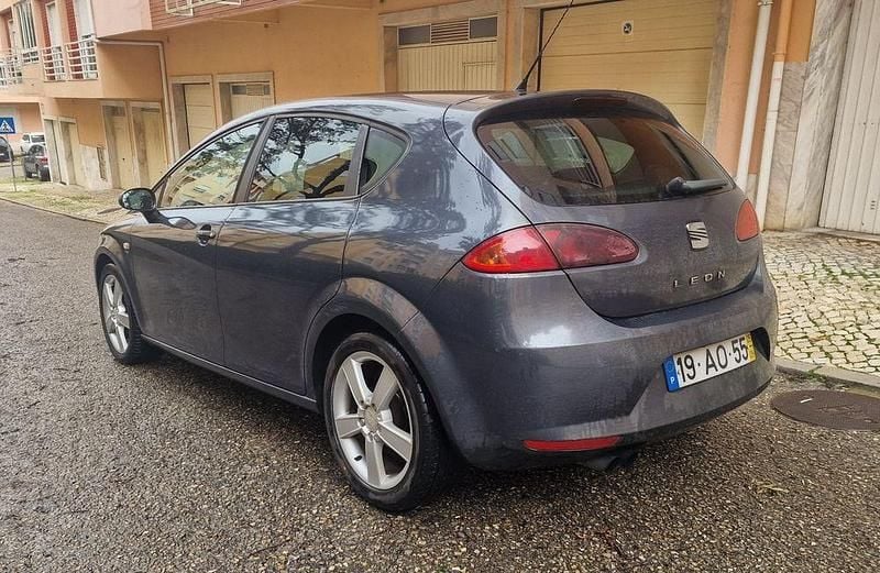 Usado Seat Leon 140 HP (102 kW) 2005 Sedan