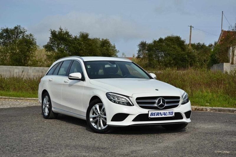 Usado Mercedes C220 Avantgarde 194 HP (142 kW) 2018 Branco Carrinha
