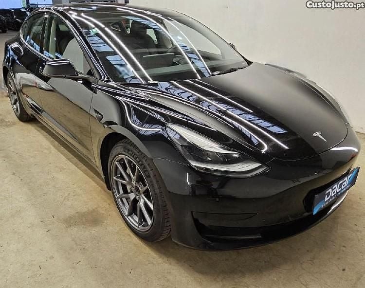 Preto Usado 2021 Tesla Model 3 Sedan | € 23.599 (Bom preço) - Imagem 1/1