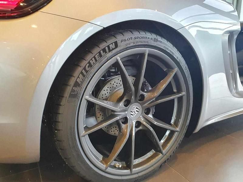 Usado Porsche 718 299 HP (219 kW) 2021 Cinzento Cabrios