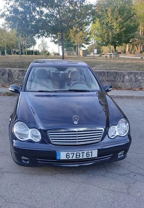 Usado 2006 Mercedes C180 Sedan | € 6.600 (Preço justo) - Imagem 1/4