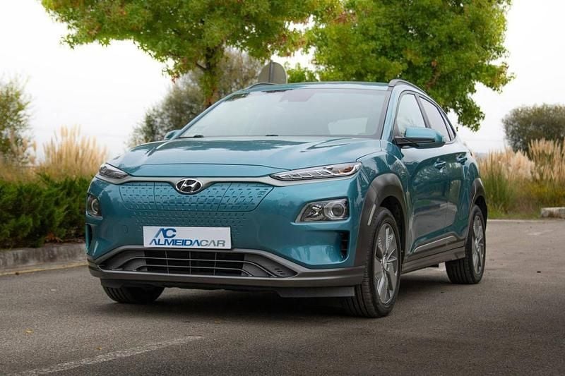 Azul Usado 2020 Hyundai Kauai Premium SUV | € 17.990 (Super Preço) - Imagem 1/4