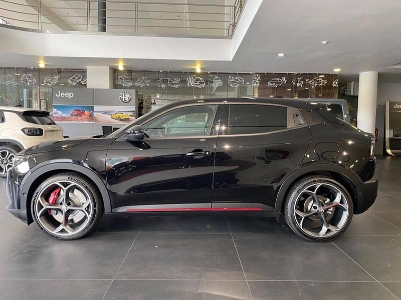 Novo Alfa Romeo Junior Veloce 205 kW (280 HP) 2025 Preto SUV