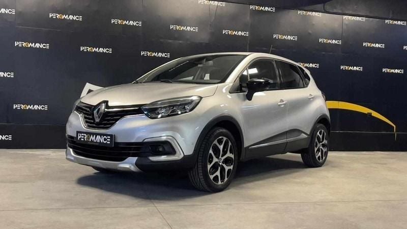 Cinzento Usado 2017 Renault Captur Intens SUV | € 13.600 (Preço justo) - Imagem 1/4