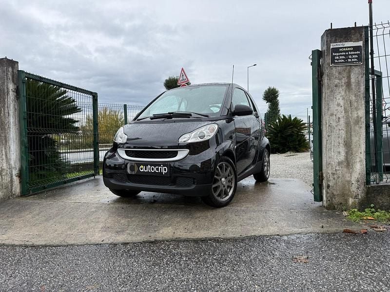 Preto Usado 2011 Smart ForTwo Coupé Pure Coupé | € 6.590 (Preço justo) - Imagem 1/4