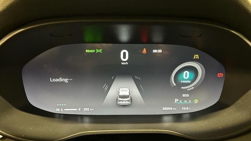 Usado Maxus V90 177 HP (130 kW) 2022 Branco Van