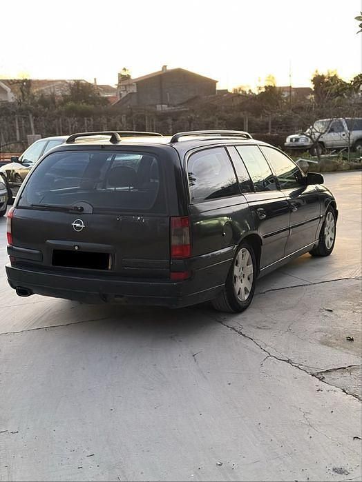 Usado Opel Omega 2001 Sedan