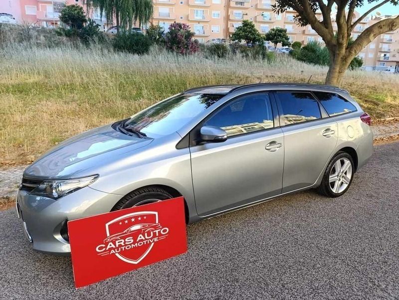 Cinzento Usado 2014 Toyota Auris Touring Sports Carrinha | € 11.999 (Preço justo) - Imagem 1/4