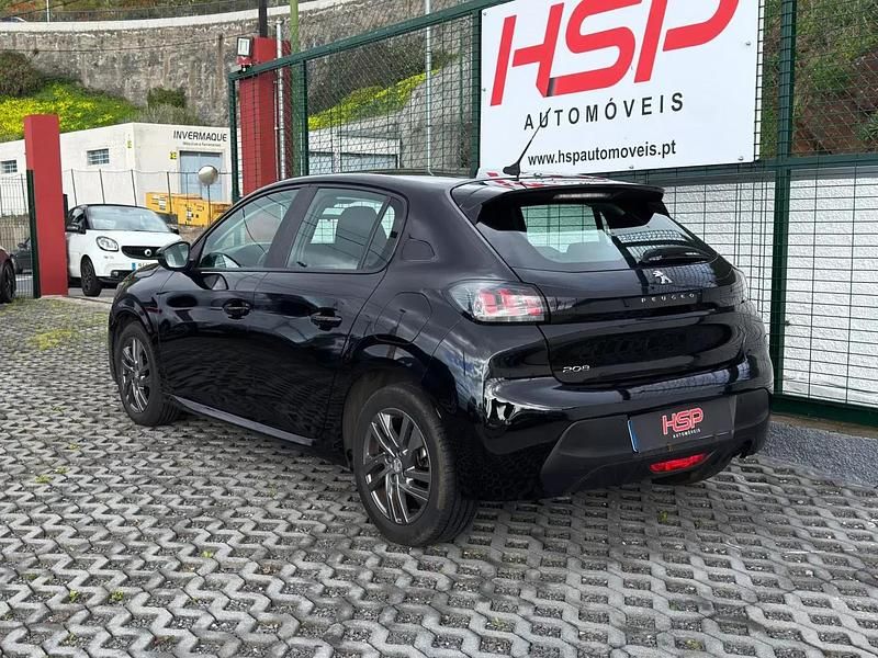 Usado Peugeot 208 Active 102 HP (75 kW) 2022 Preto Citadino