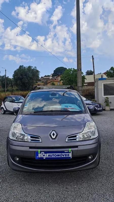 Cinzento platina Usado 2009 Renault Grand Modus Dynamique Monovolume | € 6.589 - Imagem 1/4
