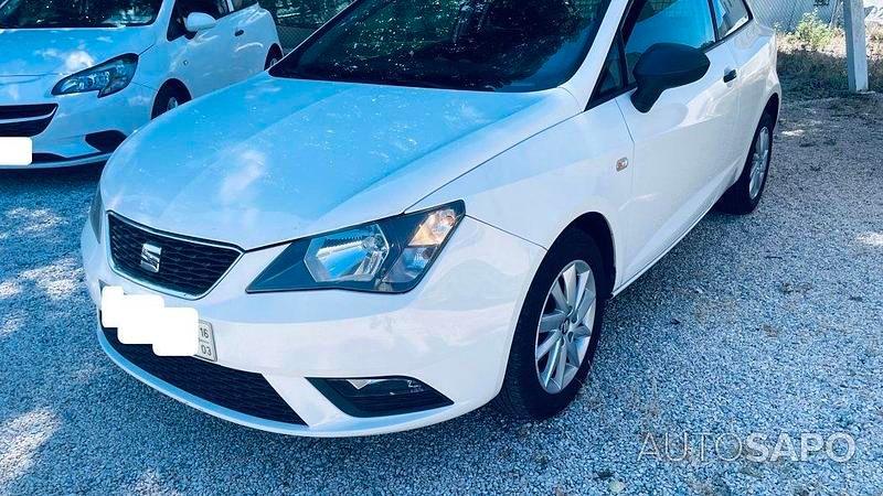 Branco Usado 2016 Seat Ibiza Ecomotive Citadino | € 6.999 (Super Preço) - Imagem 1/4