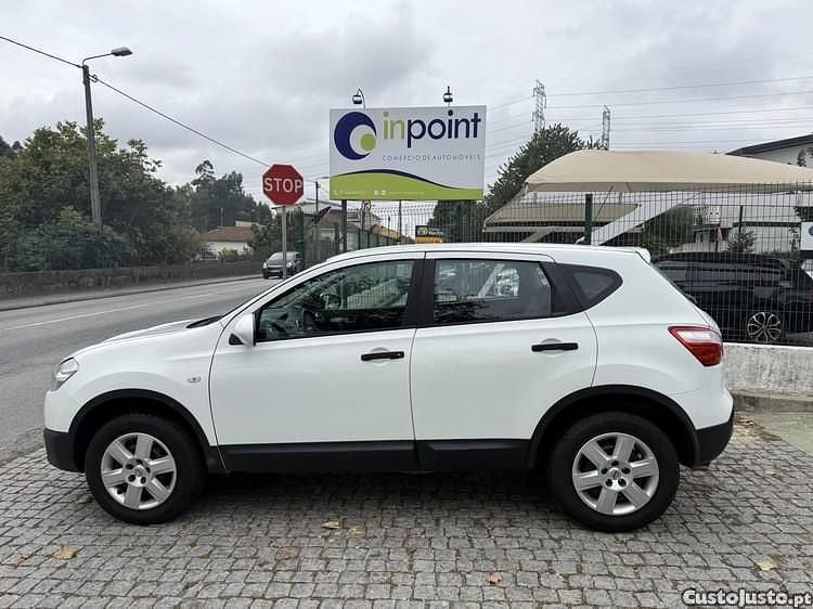 Branco Usado 2011 Nissan Qashqai Tekna SUV | € 9.350 (Preço justo) - Imagem 1/1