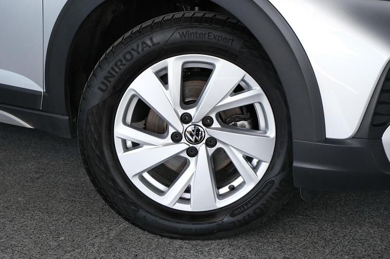 Usado VW Taigo 95 HP (69 kW) 2024 Cinzento SUV