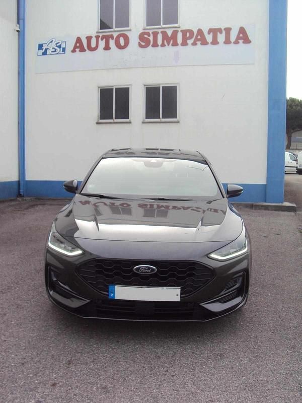 Usado Ford Focus 115 HP (84 kW) 2023 Cinzento