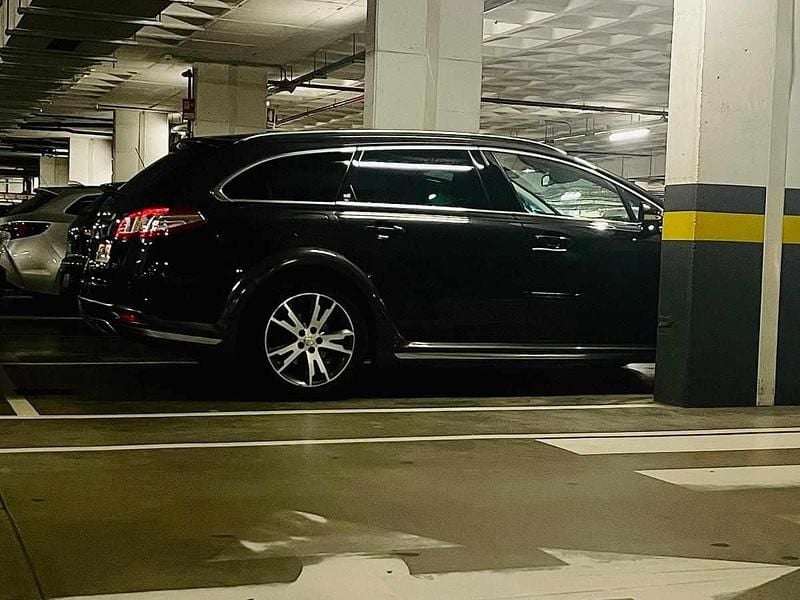 Usado Peugeot 508 RXH 200 HP (147 kW) 2015 Cinzento Carrinha