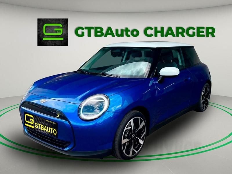Azul Usado 2024 Mini Cooper Citadino | € 38.499 (Preço elevado) - Imagem 1/4