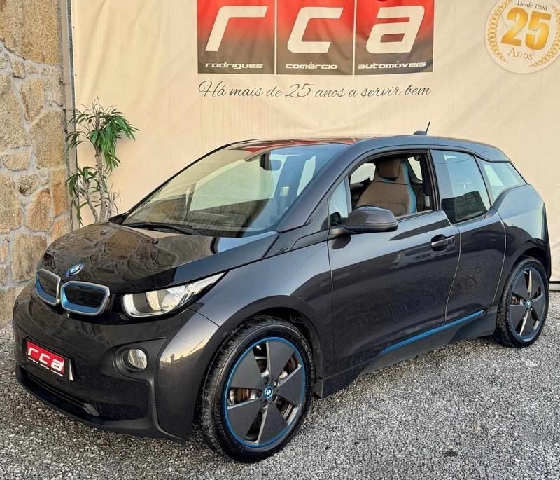 Preto Usado 2015 BMW i3 Citadino | € 13.250 - Imagem 1/4