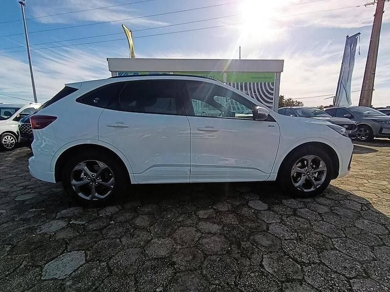 Branco Usado 2024 Ford Kuga SUV | € 26.990 (Caro) - Imagem 1/4