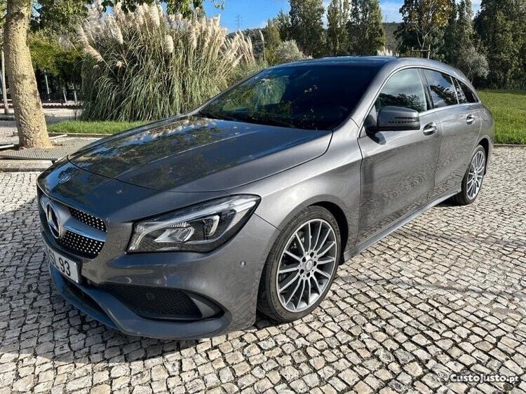 Cinza Usado 2017 Mercedes CLA220 Shooting Brake AMG line Carrinha | € 19.990 (Super Preço) - Imagem 1/1