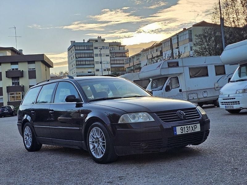 Preto Usado 2002 VW Passat Highline Carrinha | € 3.400 (Bom preço) - Imagem 1/4