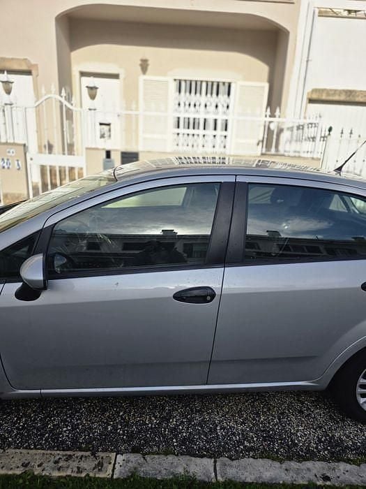 Usado Fiat Punto 69 HP (50 kW) 2015 Citadino