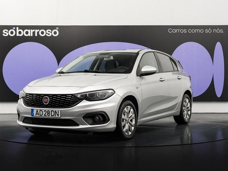 Cinza Usado 2020 Fiat Tipo Lounge Citadino | € 12.490 (Preço justo) - Imagem 1/4
