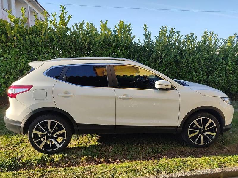 Usado 2015 Nissan Qashqai Tekna SUV | € 11.000 (Bom preço) - Imagem 1/4
