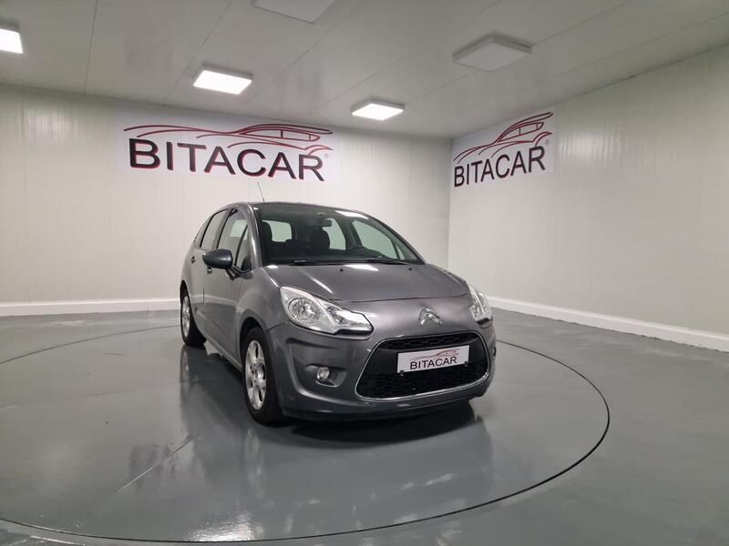 Cinzento Usado 2012 Citroën C3 Citadino | € 9.950 (Preço elevado) - Imagem 1/4