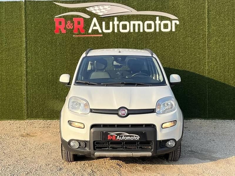 Usado Fiat Panda 4x4 S 95 HP (69 kW) 2017 Branco Citadino